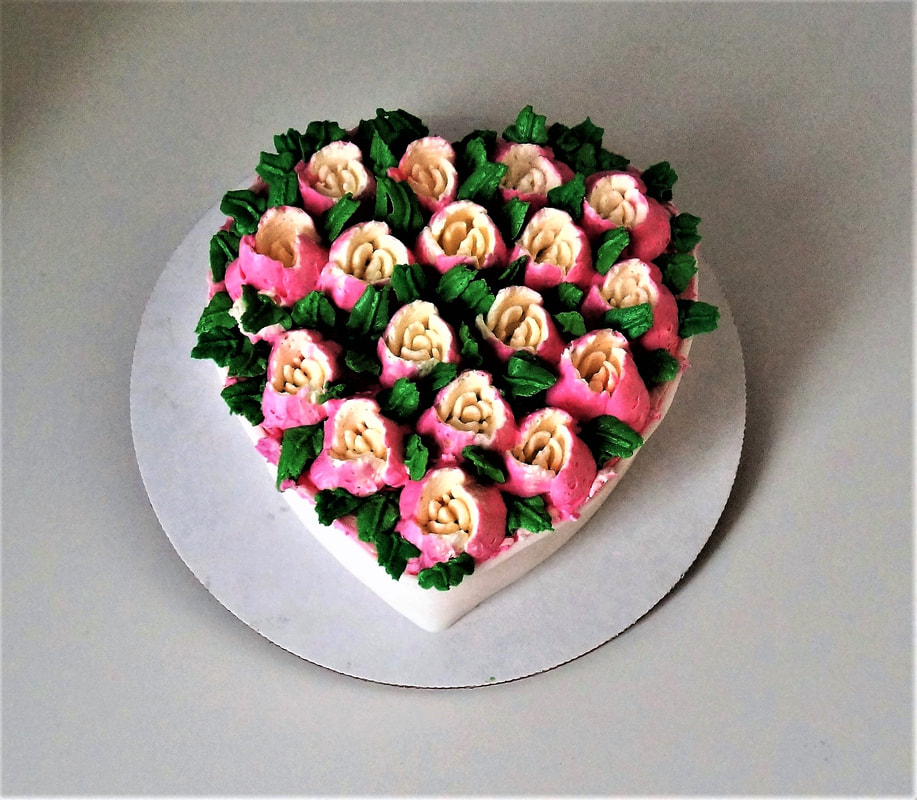 buttercream rose cake